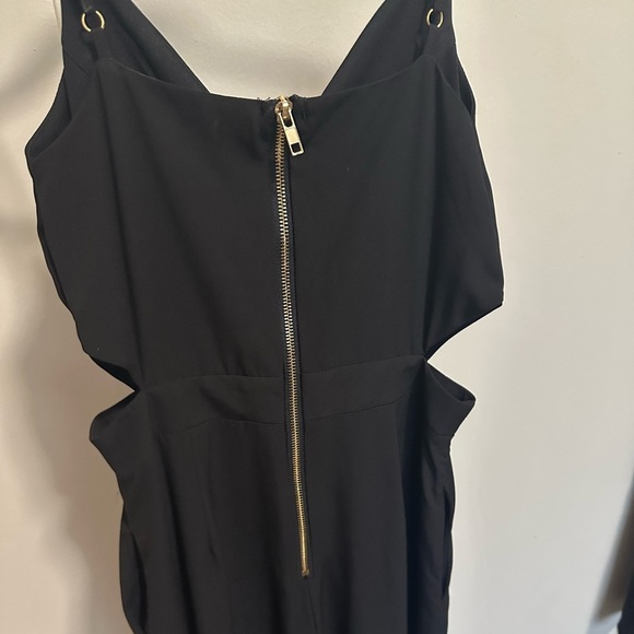 Gianni Bini Black Straight Leg Sleeveless Jumpsuit with cut outs size small - Picture 7 of 9